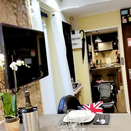 Apartment Bonaparte, Bienvenue Dans Le Quartier Du Port, Le Quartier De Avec Son Ambiance Estivale Qui Respire Les Vacances, Rafraichissement Garantie Pour Arrivee Toute En Douceur Nice