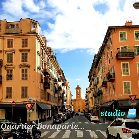 Bonaparte, Bienvenue Dans Le Quartier Du Port, Le Quartier De Avec Son Ambiance Estivale Qui Respire Les Vacances, Rafraichissement Garantie Pour Arrivee Toute En Douceur Apartment *